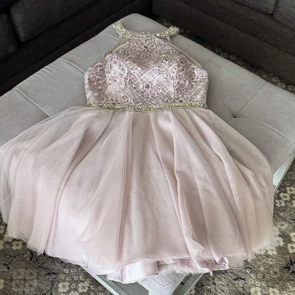 Elegant Light Lavendar Lace Women’s Dress Size Small